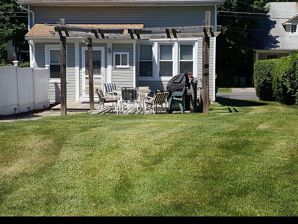 2nd image of 78 Sunset Ave