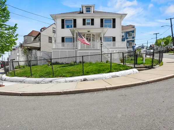 27 Crystal Cove Ave, Winthrop, MA 02152