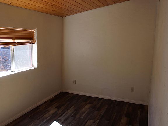 5th image of 44431 Baldwin Ln