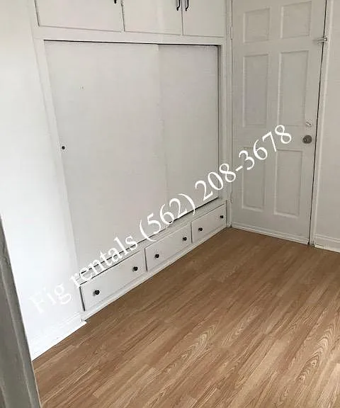 636 N Termino Ave — Photo 10