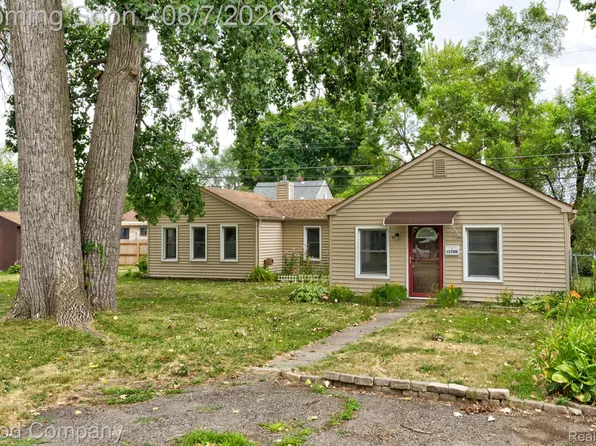 11700 Cavell St, Livonia, MI 48150
