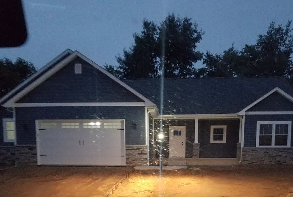 2nd image of 4500 E Magill Ct