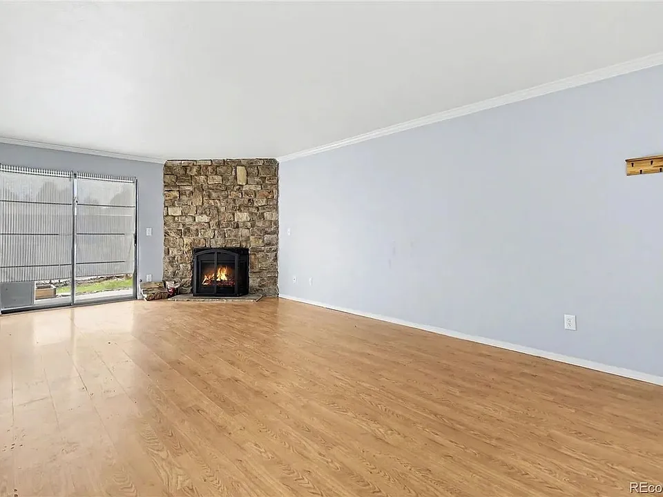 3558 S Depew St #101