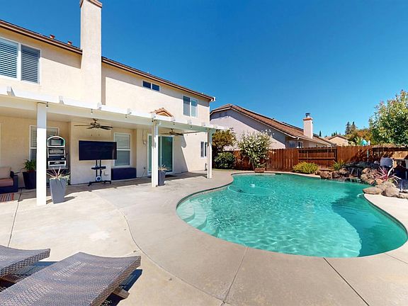 5th image of 1816 Ville Franche Way