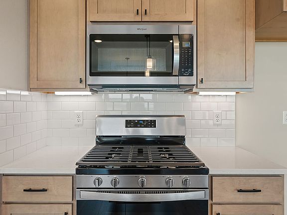 5th image of 7830 Gilbert St