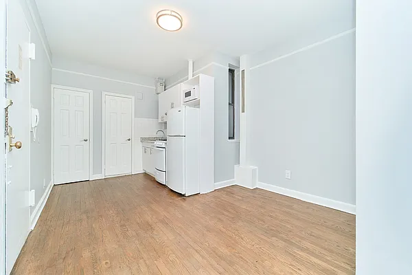 Rented by Living New York | media 11