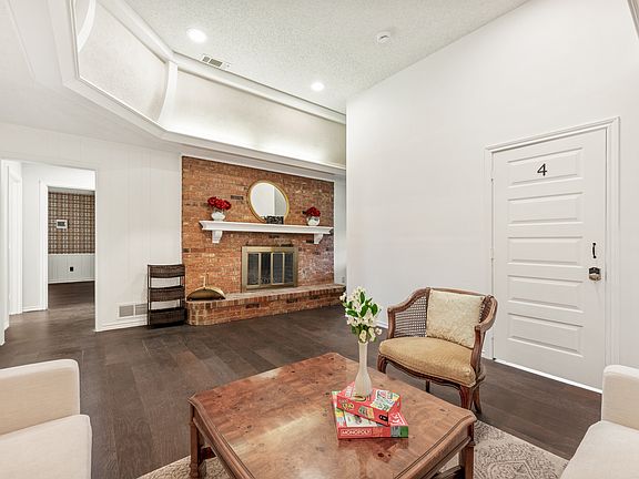 2nd image of 606 Stillmeadow Dr