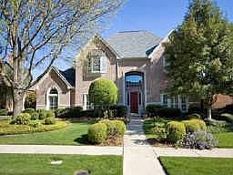 3rd image of 5925 Kensington Dr