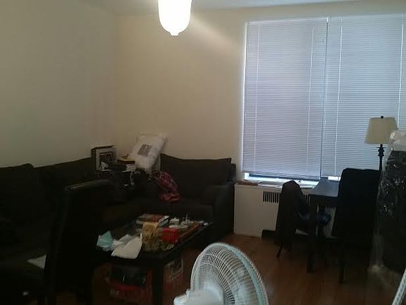 4th image of 213 E 73rd St APT 26
