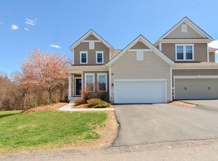 71 Spruce St #71, Hopkinton, MA 01748