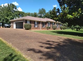 1714 Avon Rd, Murfreesboro, TN 37129