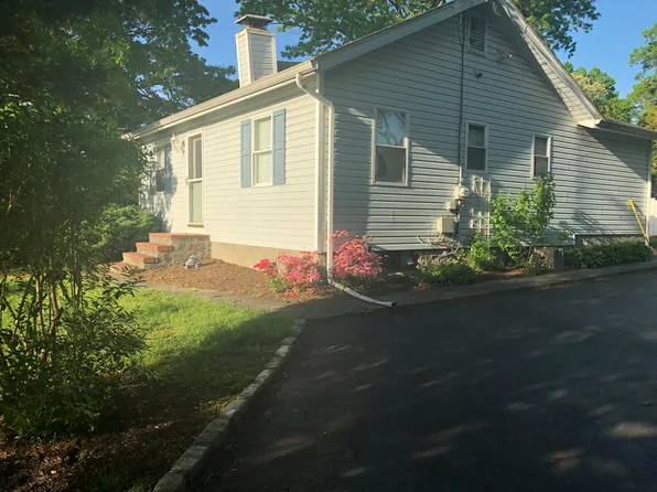121 Southern Blvd, Nesconset, NY 11767