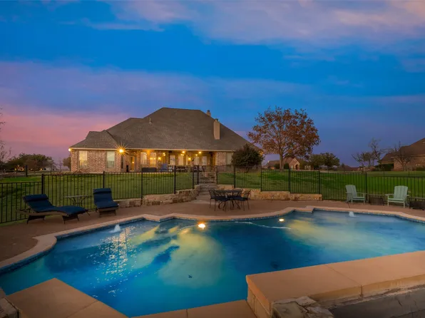 3761 S Bay Breeze Ln, Fort Worth, TX 76179