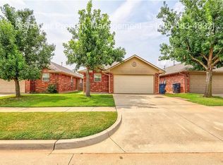 12328 SW 5th St, Yukon, OK 73099