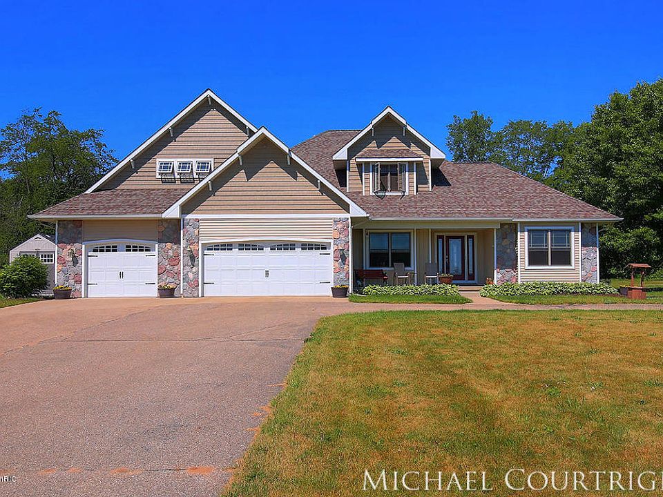 1st image of 10115 Meadowdale Dr SE