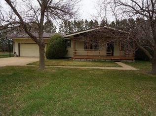 11325 44th St SW, Dickinson, ND 58601