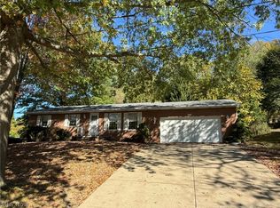 1207 2nd St NW, New Philadelphia, OH 44663
