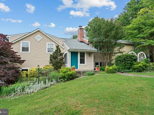 13220 Compton Rd, Clifton, VA 20124