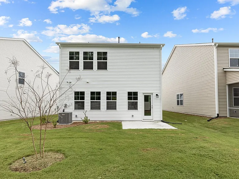 2203 Cape May Ln — Photo 33