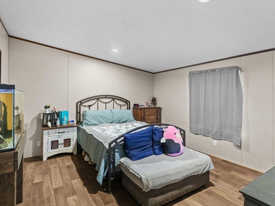 1st image of 65 Forest Glen St