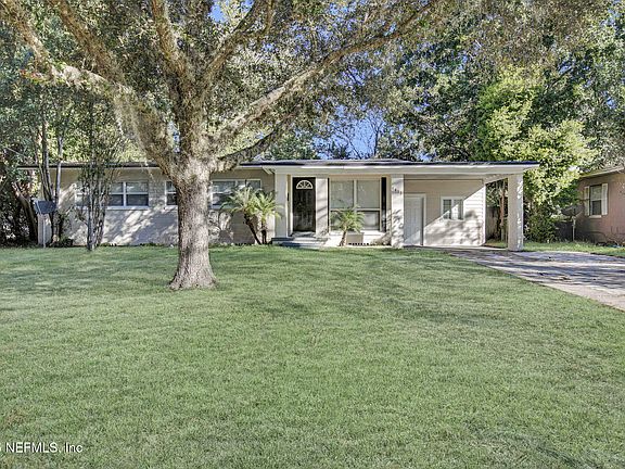 2nd image of 6453 BURGUNDY Road S