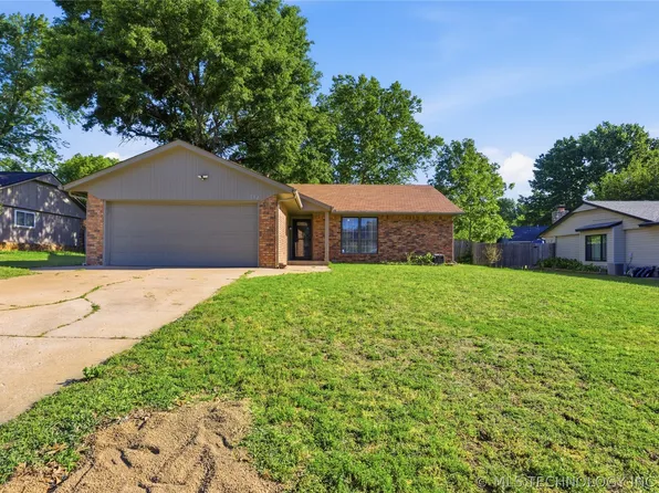 132 W Jefferson St, Broken Arrow, OK 74011