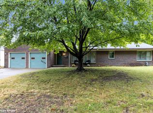 6825 Reite Ave, Windsor Heights, IA 50324