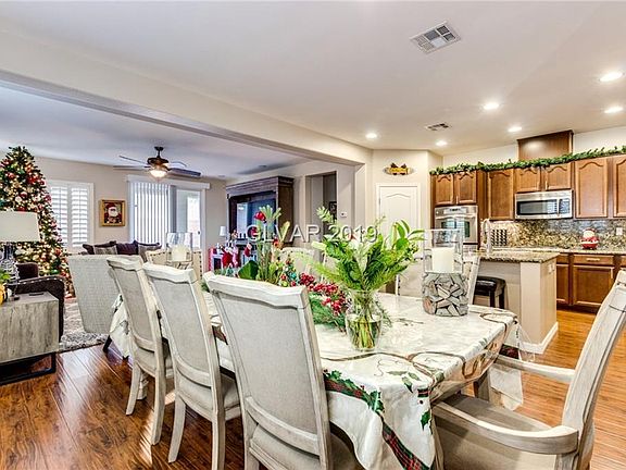5th image of 7907 Torreys Peak St