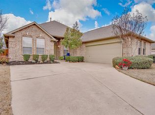 5324 Alta Loma Dr, Fort Worth, TX 76244
