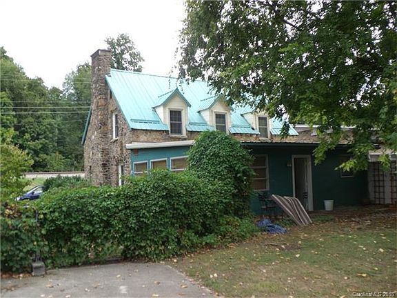 2nd image of 61 N Andrews Ave