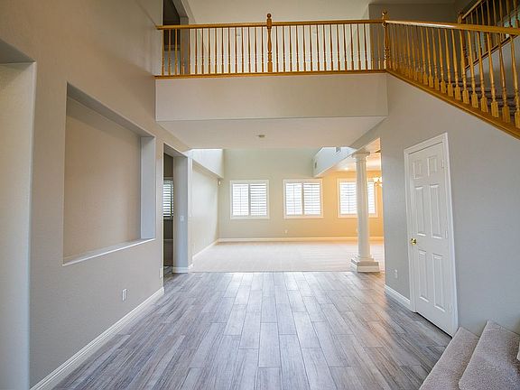 Entry way