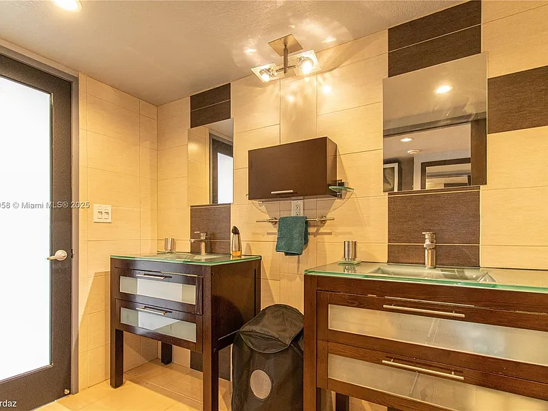 500 Three Islands Blvd #308 — Photo 18