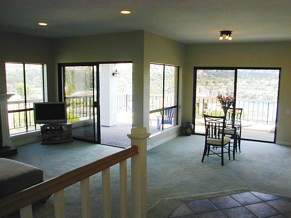 Living Room-Dining Room