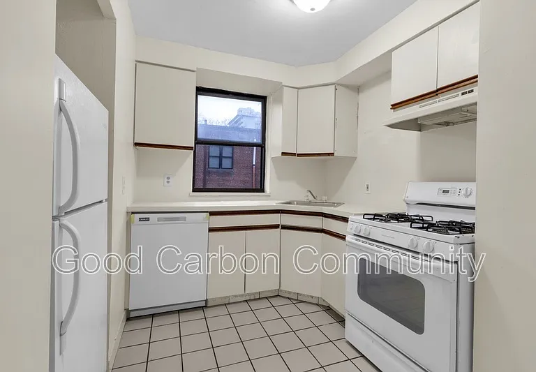 1022 Delaware Ave #B06 — Photo 5