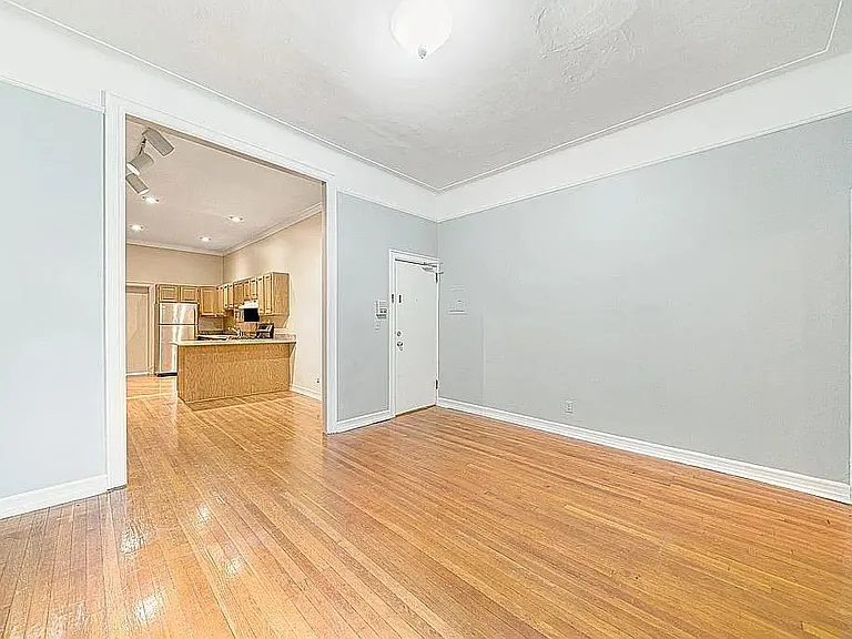 807 Washington St #1S — Photo 5