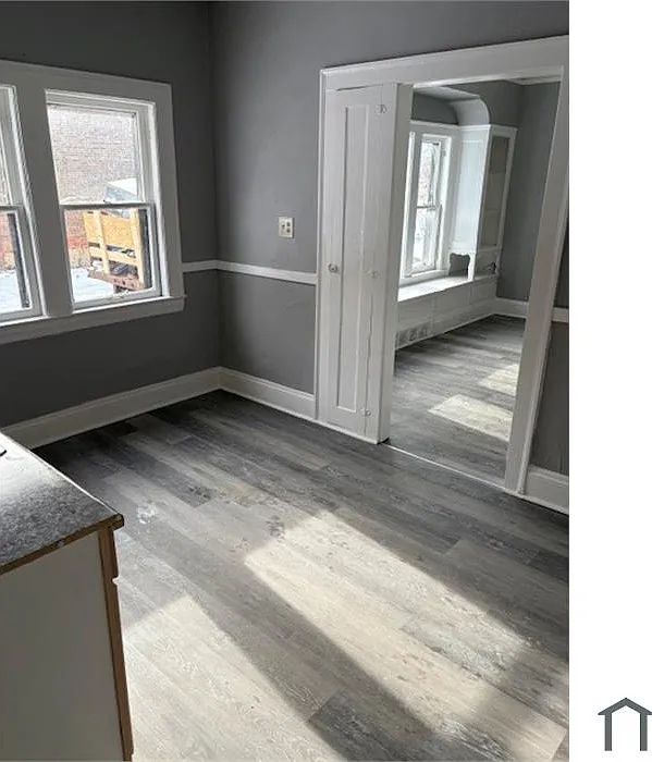 2 bed, 1200 sqft, $1,100 — Photo 3