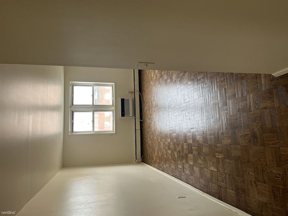 2C04430E-DA4E-46F4-A176-644EA92E18CD