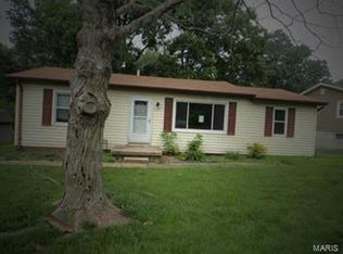 9153 Ridge Rd, Pevely, MO 63070