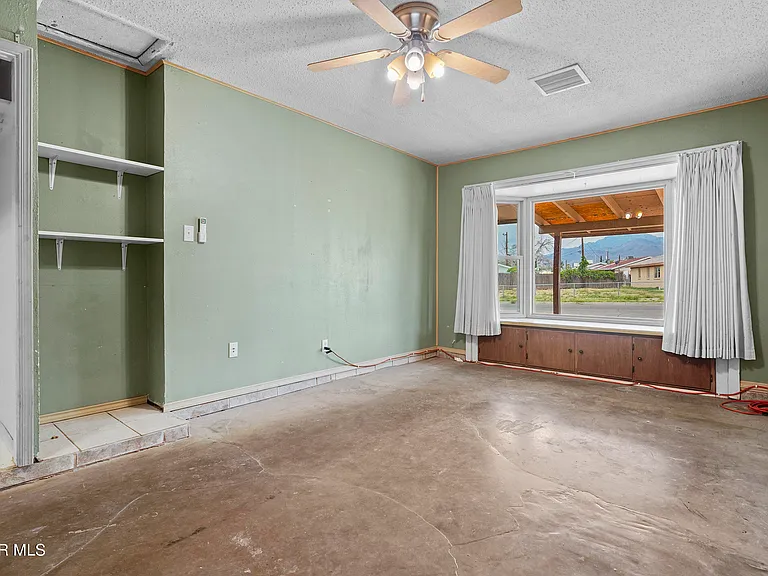 10372 Shenandoah St — Photo 18