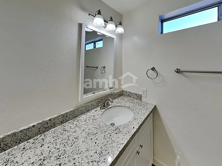 2315 S Ananea — Photo 11