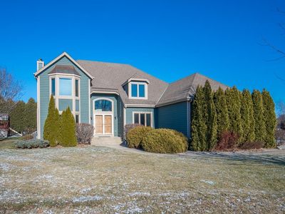 4574 S Foxwood Blvd, Greenfield, WI, 53228