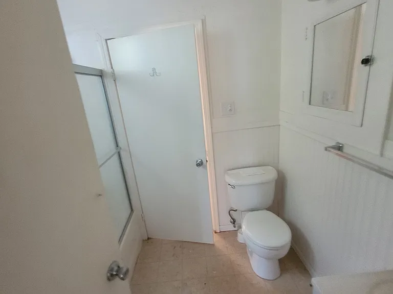 2843 Montgomery St — Photo 6