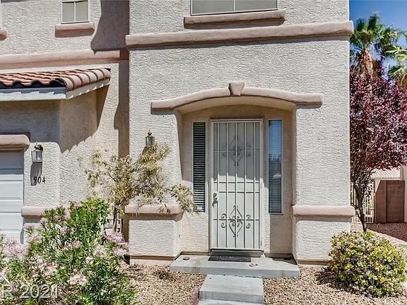 3rd image of 904 Clear Diamond Ave
