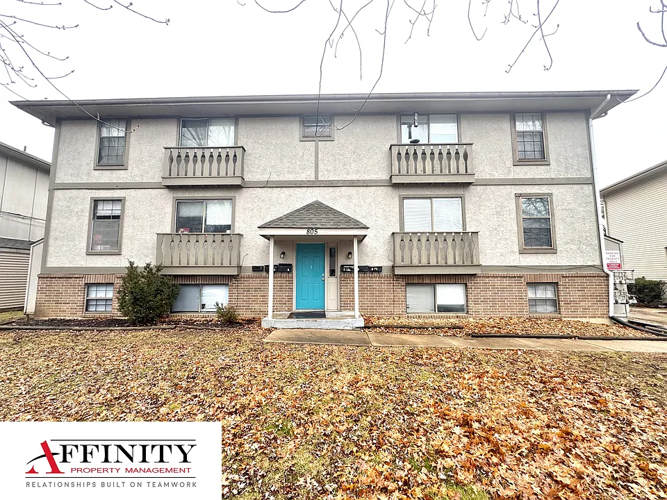 805 NW Mock Ave #D