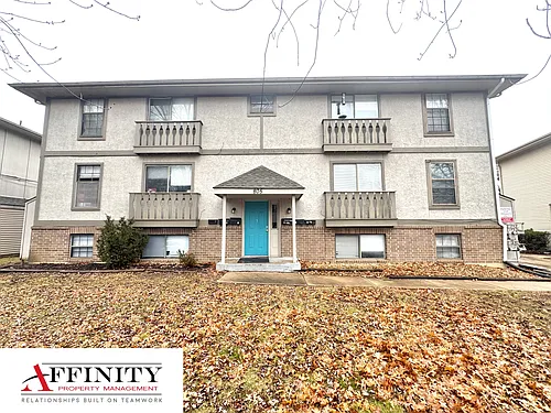805 NW Mock Ave #D Photo 1 805 NW Mock Ave #D Photo 1