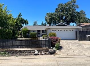 6741 Rinconada Dr, Citrus Heights, CA 95610