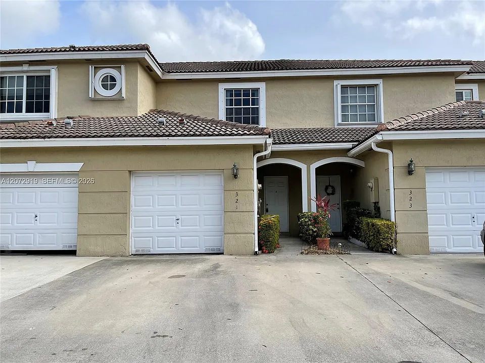 321 SW 120th Ave #321