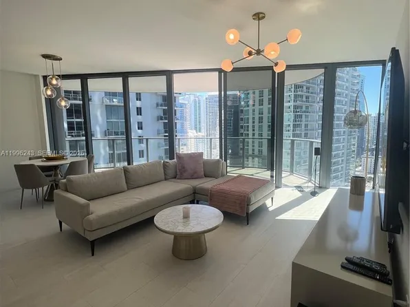 1000 Brickell Plz, Miami, FL