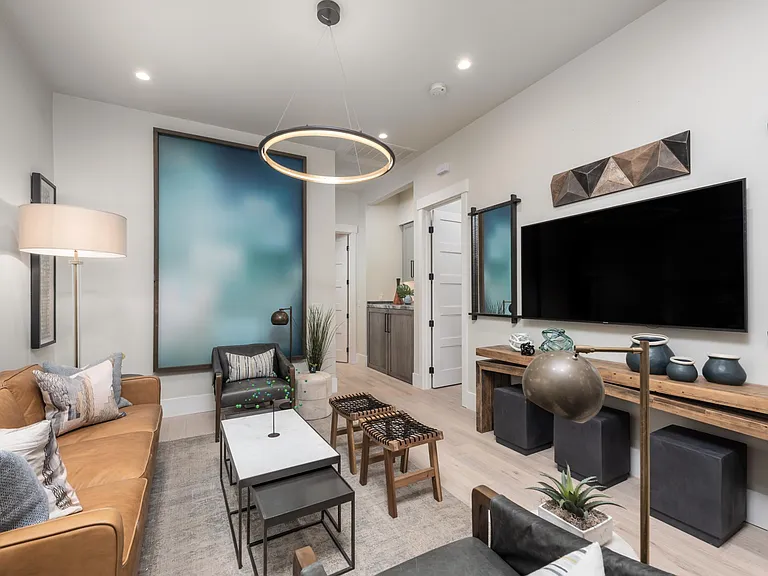 Luxury Spaces — Photo 235