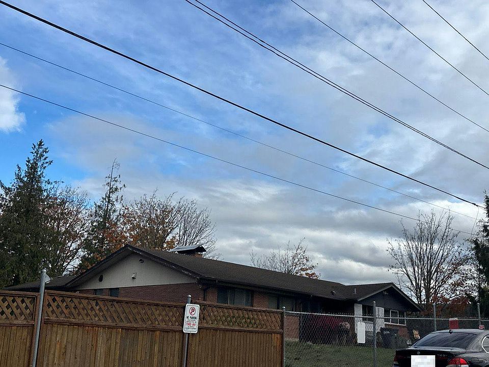 2nd image of 838 S 176th St